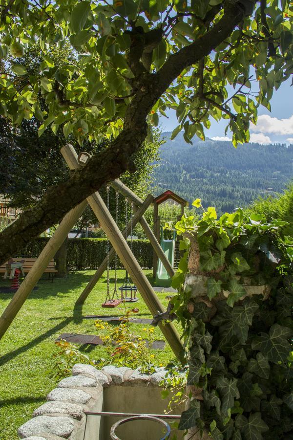 Hotel Genzianella Ziano Di Fiemme Ngoại thất bức ảnh