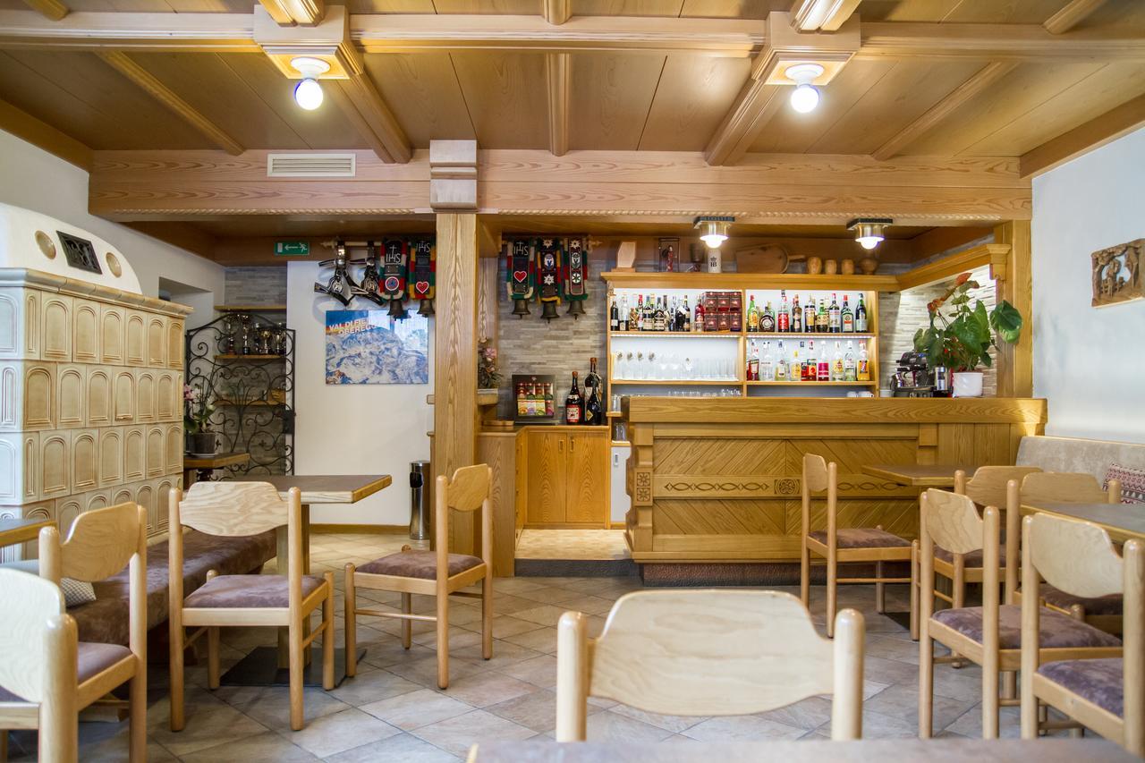 Hotel Genzianella Ziano Di Fiemme Ngoại thất bức ảnh