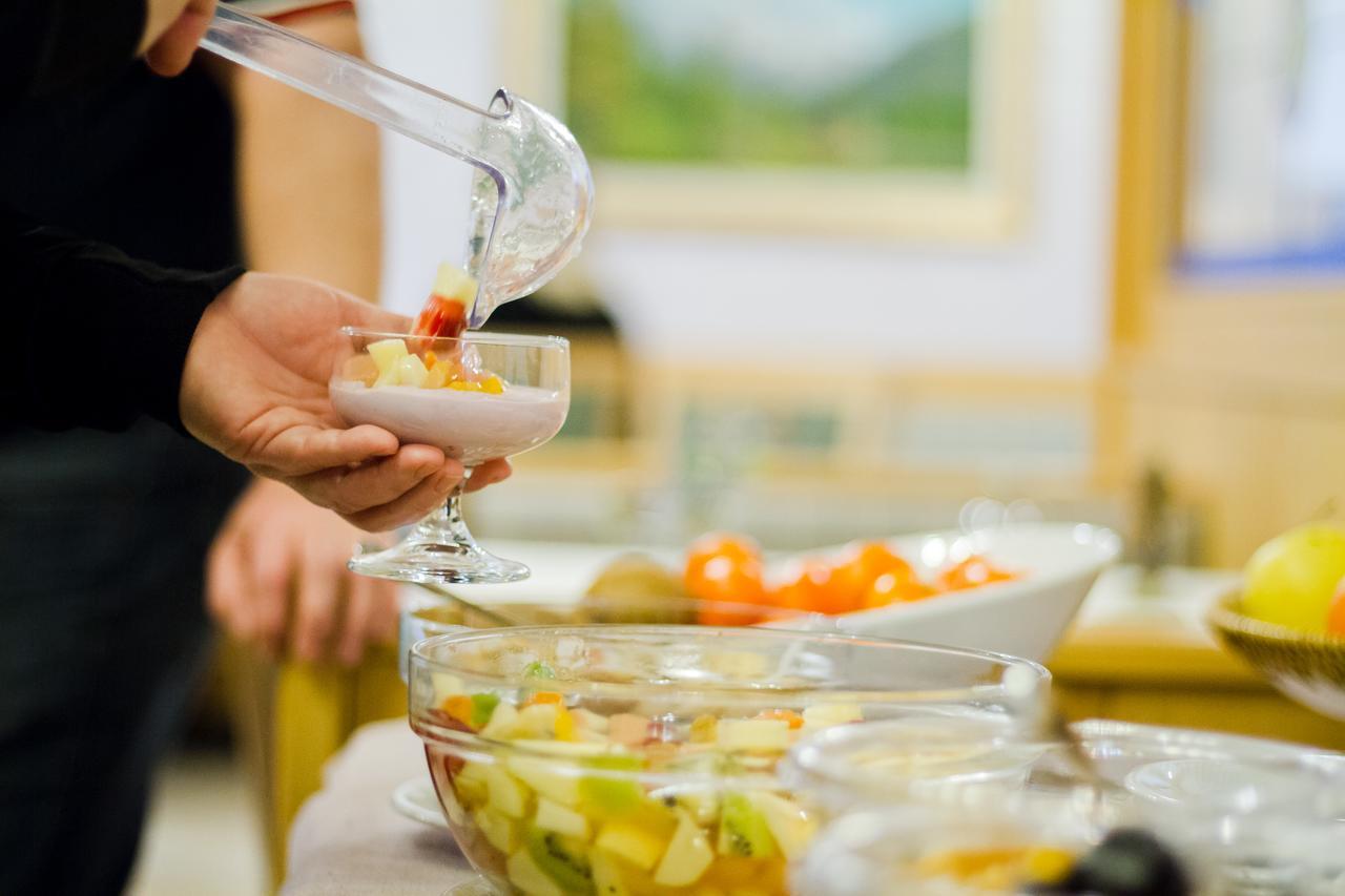Hotel Genzianella Ziano Di Fiemme Ngoại thất bức ảnh